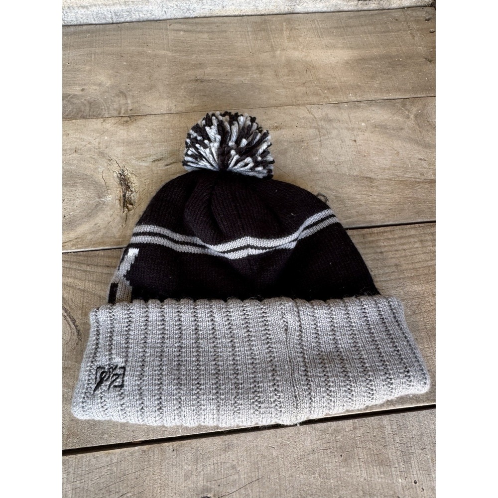 New York Pom Beanie Cap Mens Black Grey Knot Cuffed Seventy Seven Hat - Picture 5 of 7